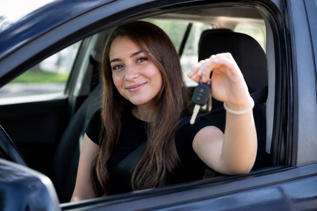 Assurance jeune conducteur malussé : quelles options pour payer moins cher
