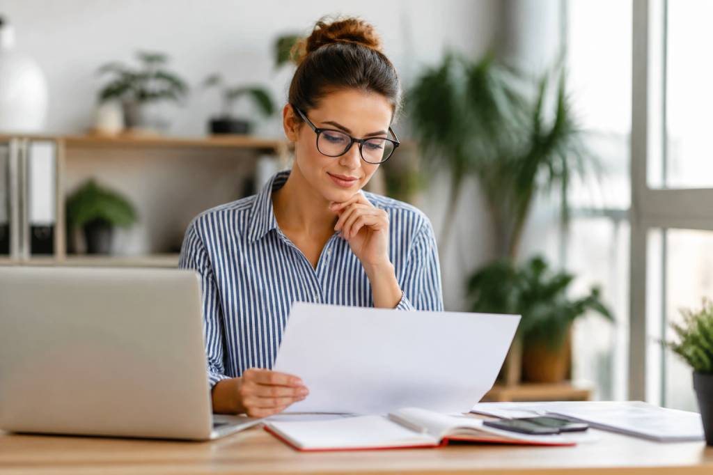 Comment choisir une assurance adaptée au statut de tns pour protéger son activité